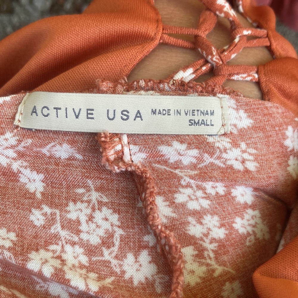 Active USA🌻 - Picture 5 of 5